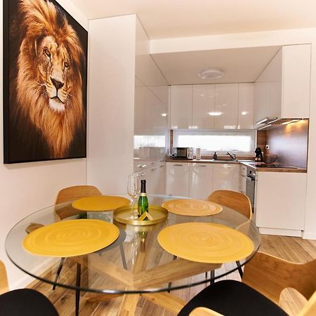 Starlight Bronze Szeged- Exclusive Apartment Ngoại thất bức ảnh