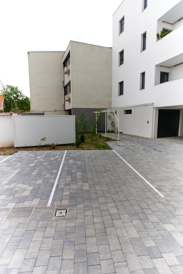 Starlight Bronze Szeged- Exclusive Apartment Ngoại thất bức ảnh