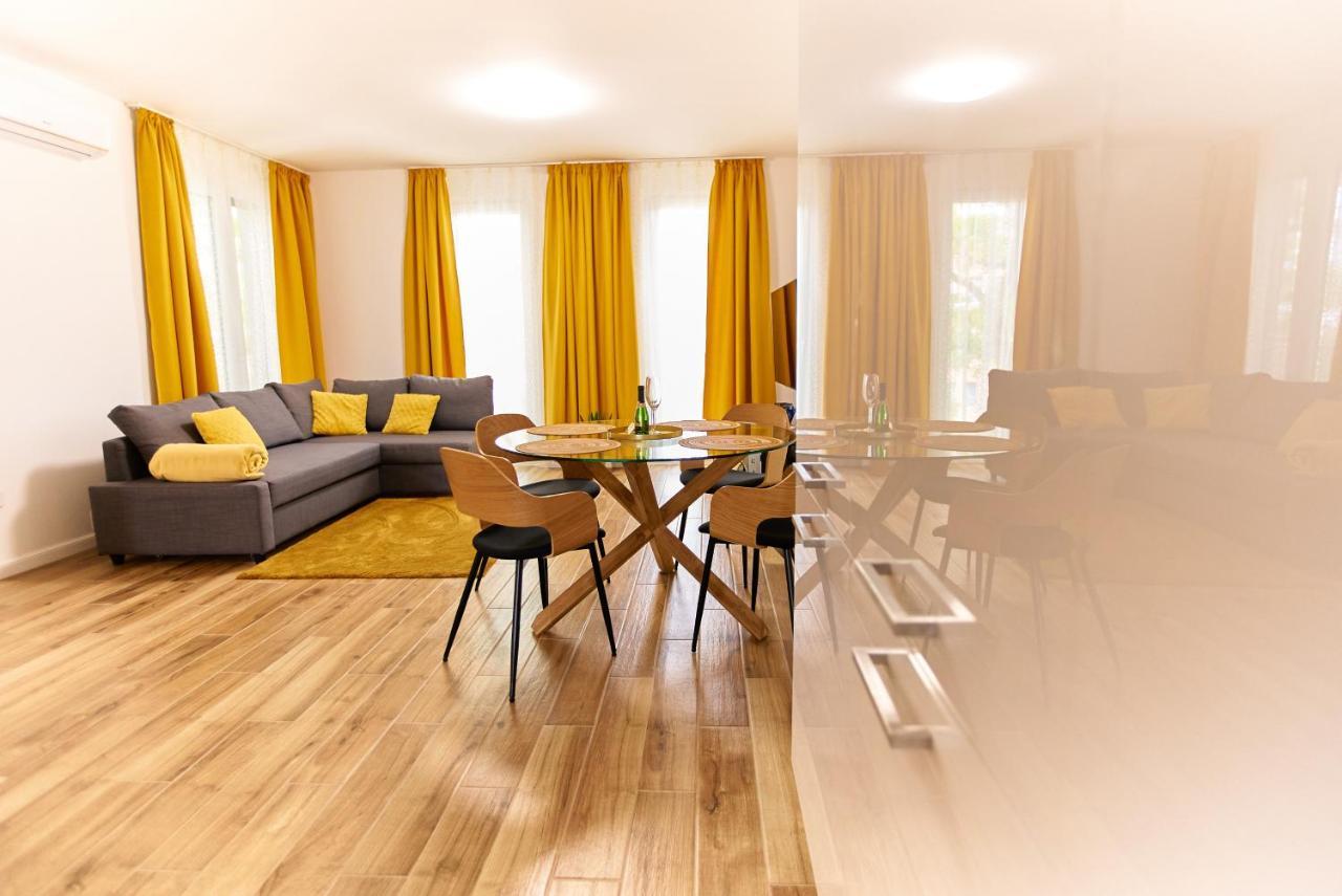 Starlight Bronze Szeged- Exclusive Apartment Ngoại thất bức ảnh